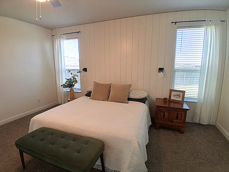 309 Clayton St — Photo 3