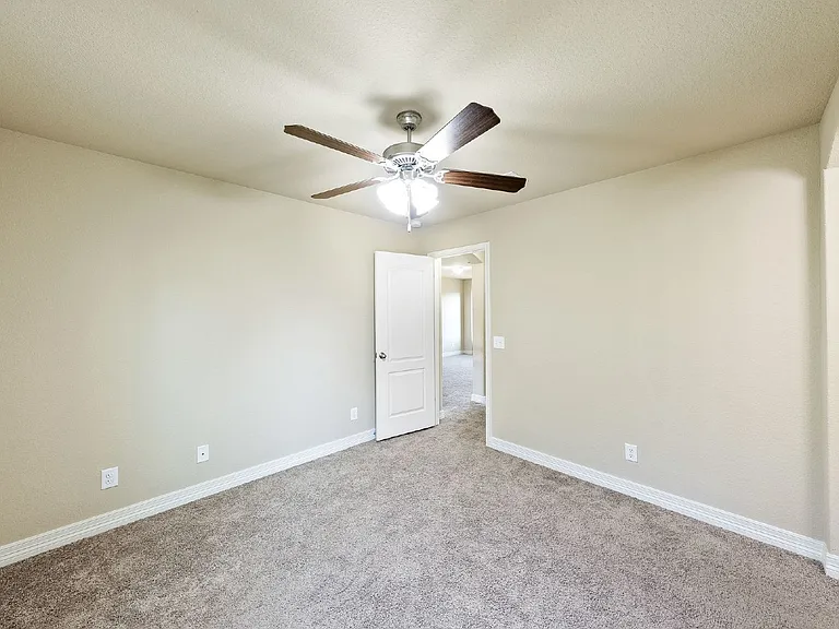 10406 Pecan Crst — Photo 30