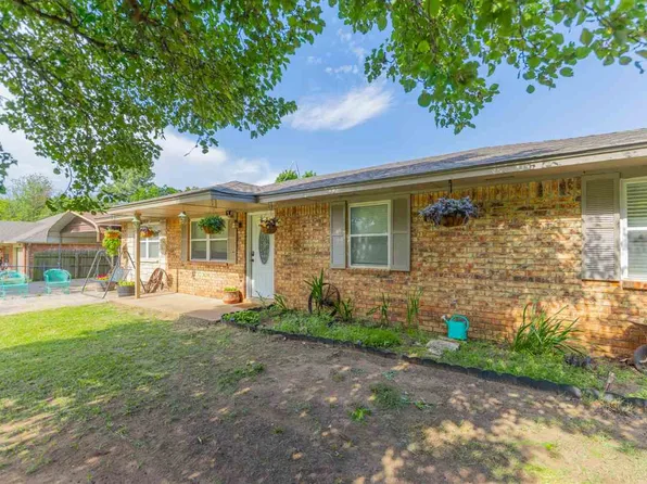 6702 S Pecan Dr, Stillwater, OK 74075