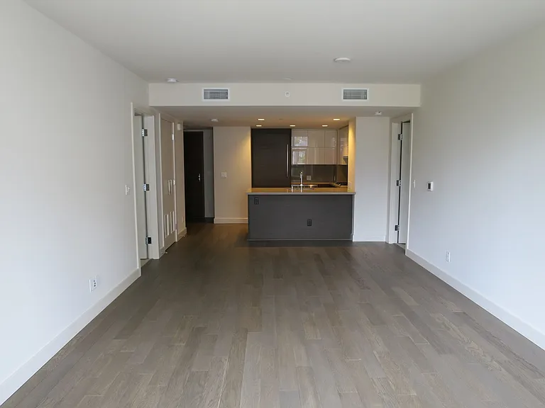 588 Bell St #509S — Photo 3