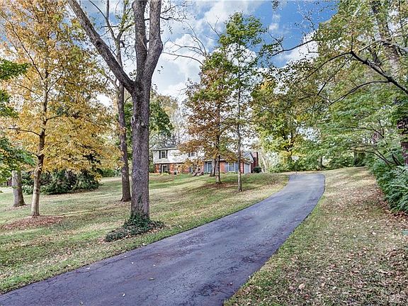 2nd image of 5285 Little Woods Ln