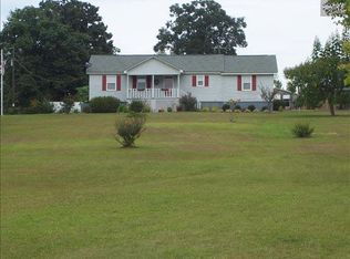 469 Blacksgate E, Prosperity, SC 29127