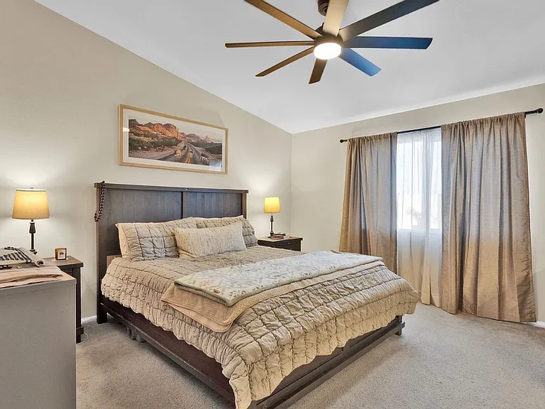 2212 Falcon Dr — Photo 6