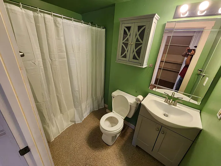 86 Raymond St #3 — Photo 9