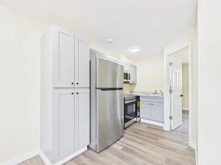 14900 Union Ave SW #2 — Photo 6