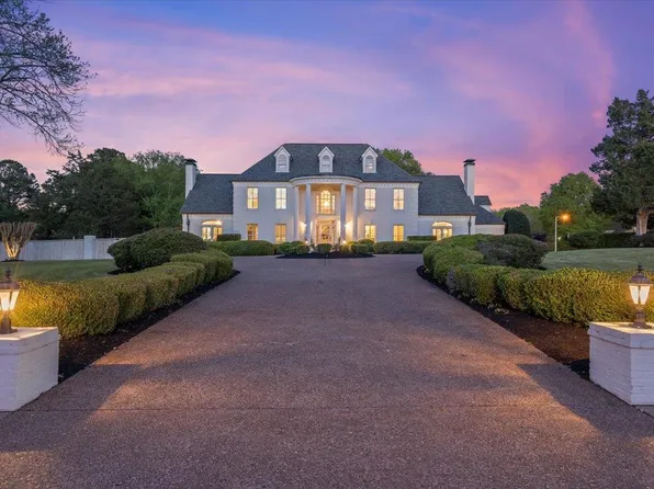 2470 Johnson Rd, Germantown, TN 38139