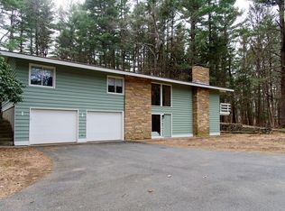 141 Commerford Rd, Concord, MA 01742