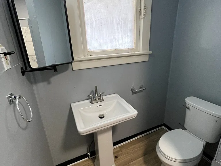 115 W Ely St #121 — Photo 8