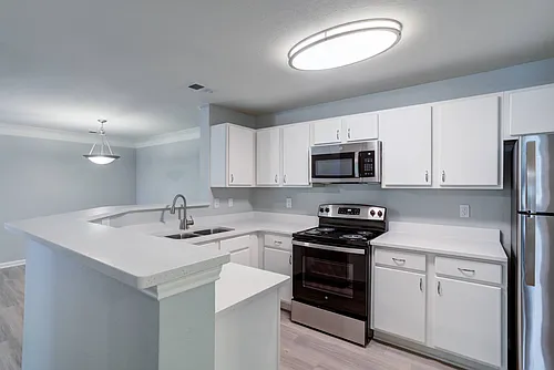 Marina Pointe Photo 1