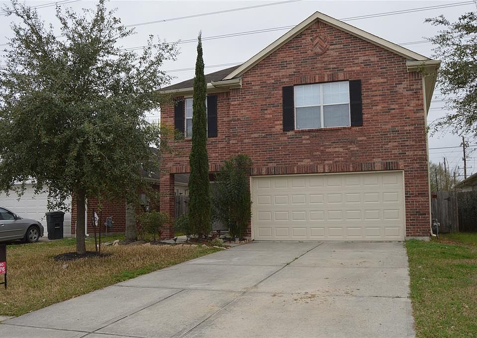 1st image of 15019 Sunset Creek Dr
