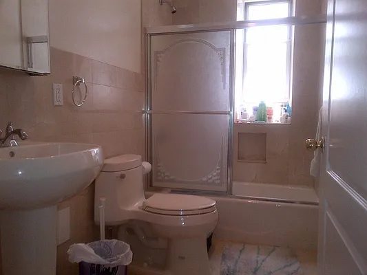 Rented by Luxor Homes & Investment Realty | media 43