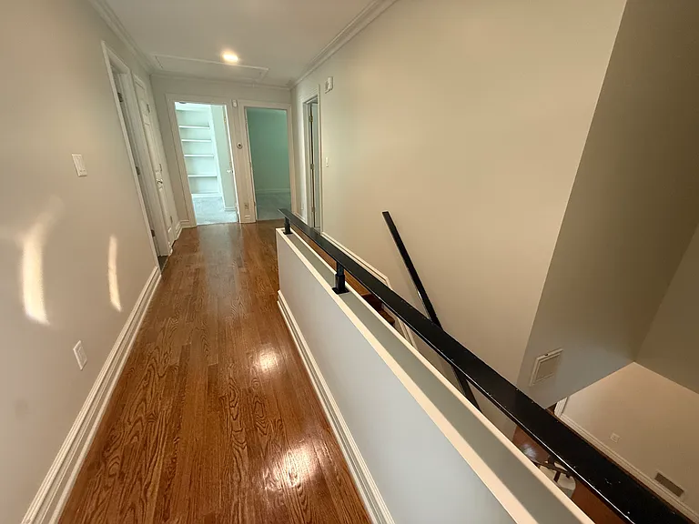 730 Floyd St — Photo 36