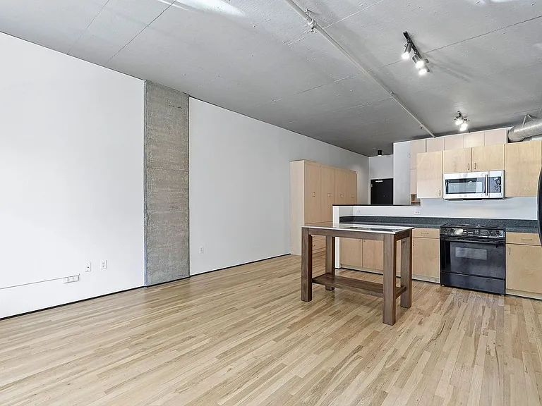 408 NW 12th Ave #208 — Photo 19