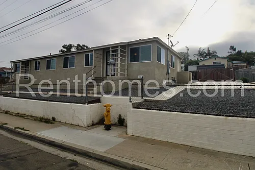 2345 Comstock St Photo 1