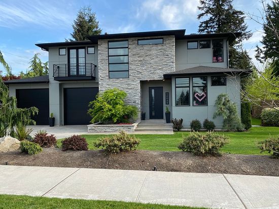 12045 NE 75th St, Kirkland, WA 98033