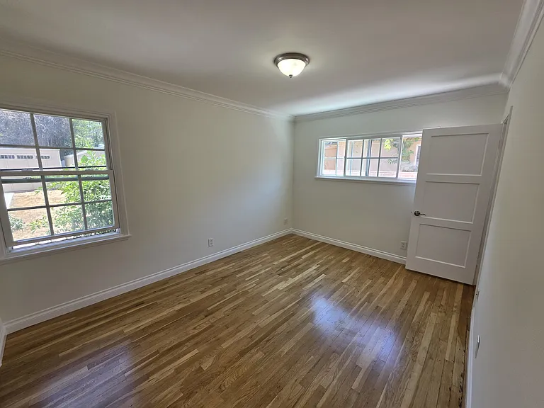 20758 Stephanie Dr — Photo 8