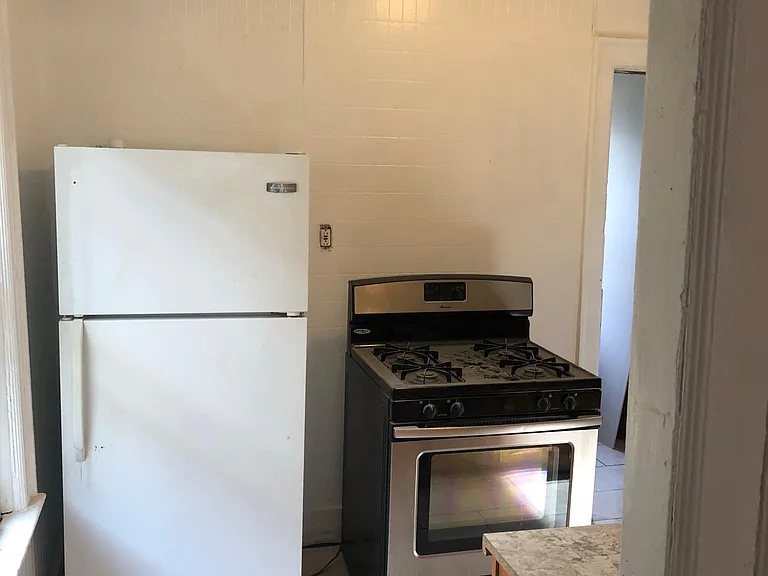 293 Bird Ave #2 — Photo 6