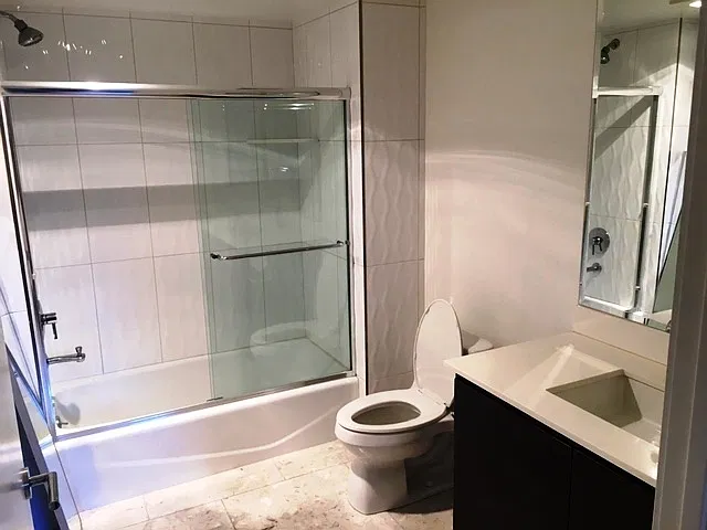 2 bed, 1253 sqft, $4,200 — Photo 3