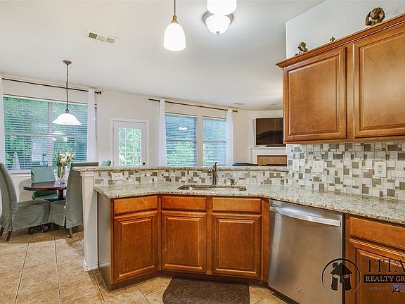5th image of 5815 Silver Sage Ln