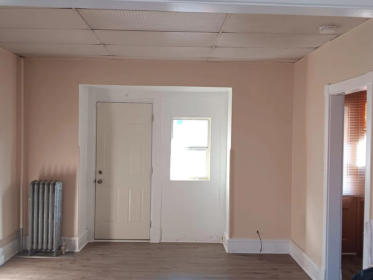2 bed, 800 sqft, $1,400 — Photo 3