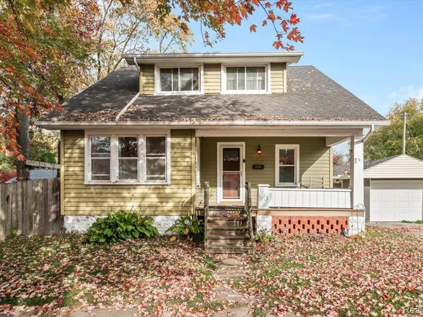 1703 Lyon St, Port Huron, MI 48060