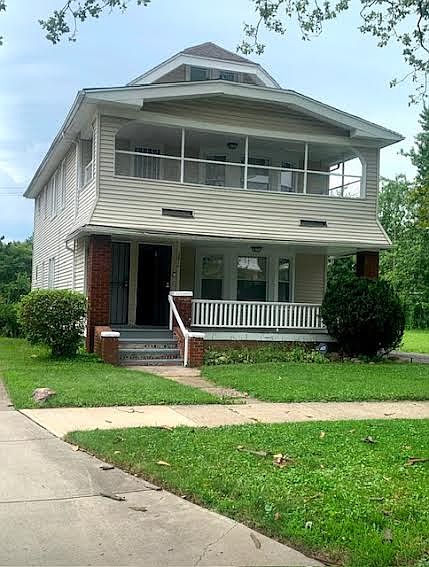 1st image of 3826 E 151st St #Up