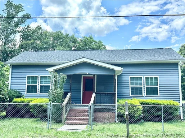 191 Railroad St, Parkton, NC 28371
