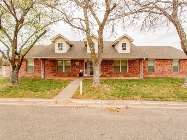 2402 Liberty Ln, Enid, OK 73703