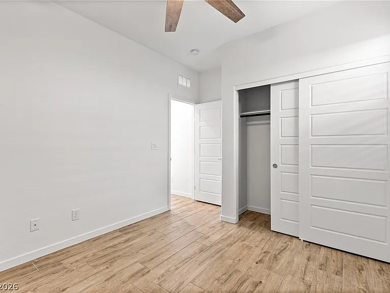 12349 Harbor Isle Ave — Photo 12