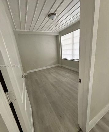 5th image of 5011 SW 5th St