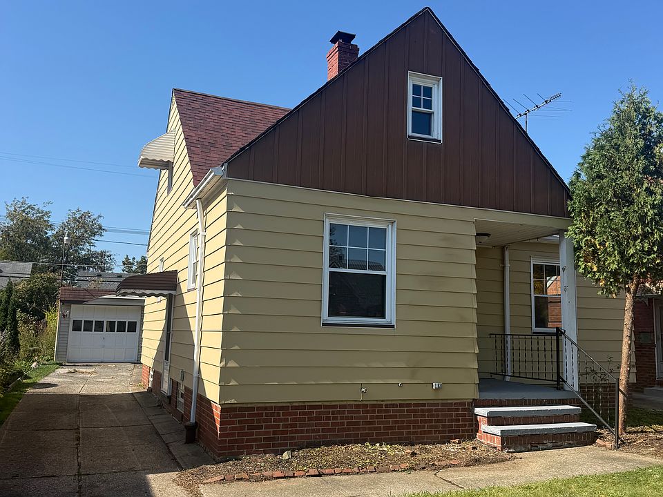 1st image of 4624 W 149th St