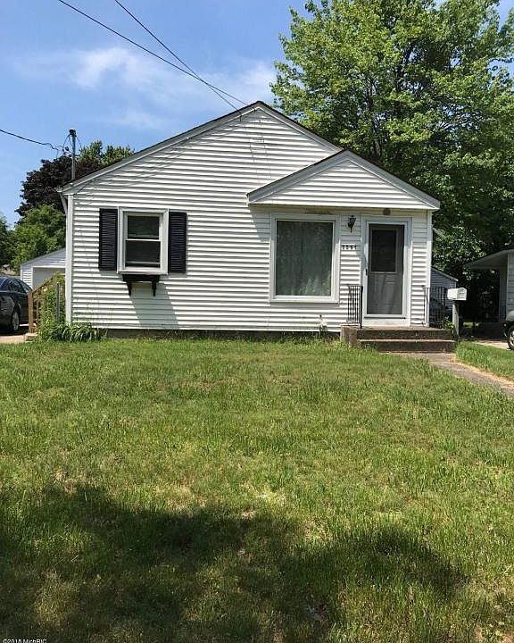 1st image of 3257 Birchwood Ave SW