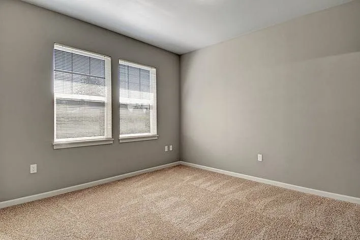 River Ridge Apartments — Photo 75
