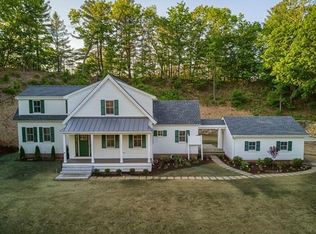 585 Lexington Rd, Concord, MA 01742