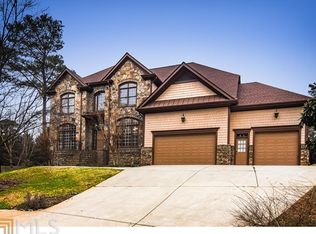 3706 Lakeview Dr, Tucker, GA 30084