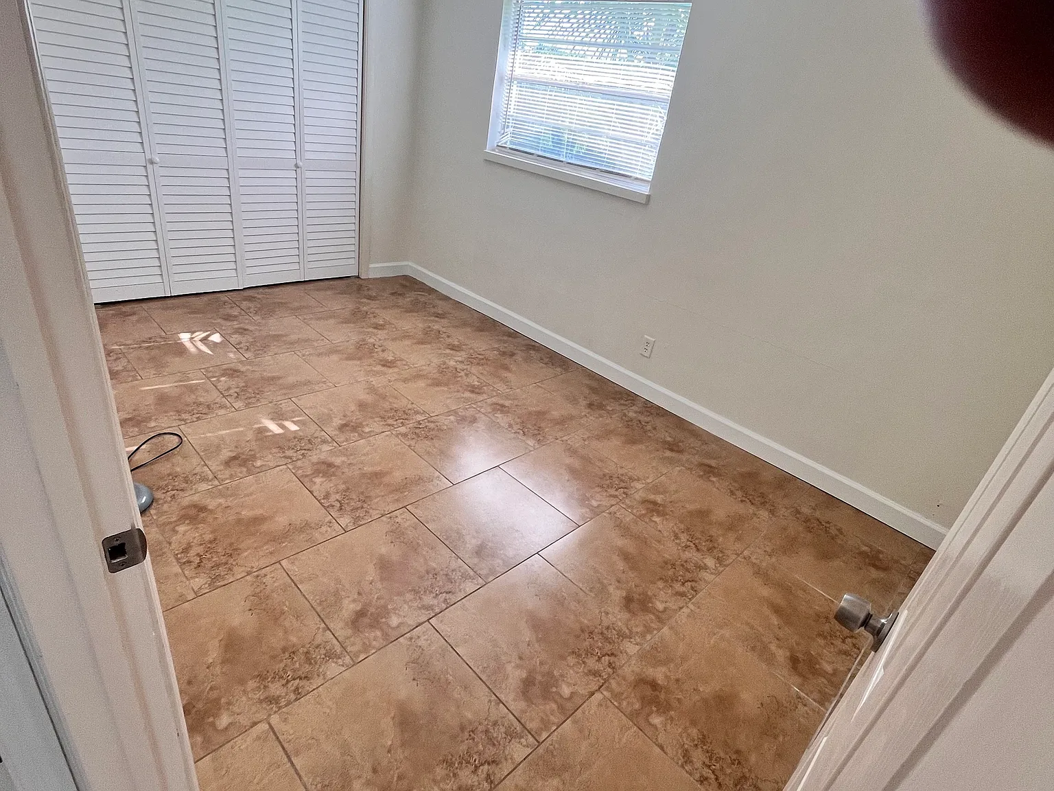 2 bed, 750 sqft, $1,900 — Photo 4