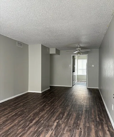 Timber Ridge Apartments — Photo 21