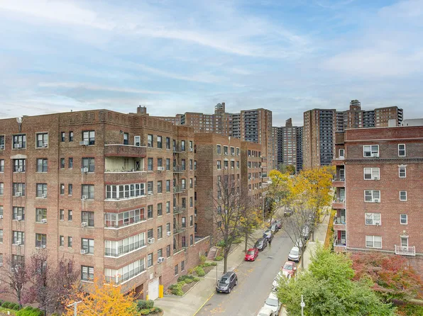 68-61 Yellowstone Boulevard image 17 of 21