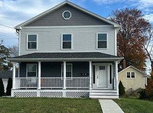 92 Vine St, New Britain, CT 06052