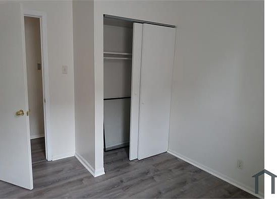5th image of 4221 E Kennerly Ave