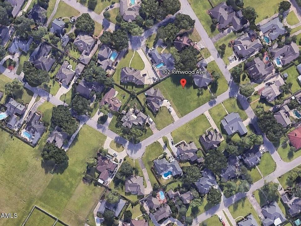 2nd image of 102 Rimwood Ave