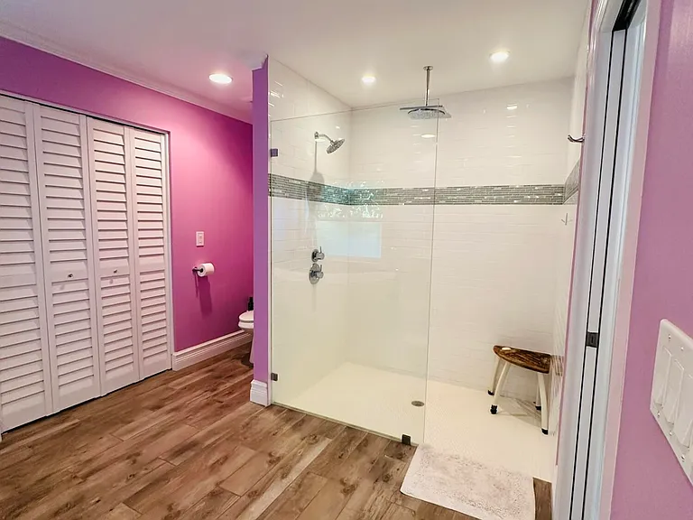 2415 Laurel Ln — Photo 18