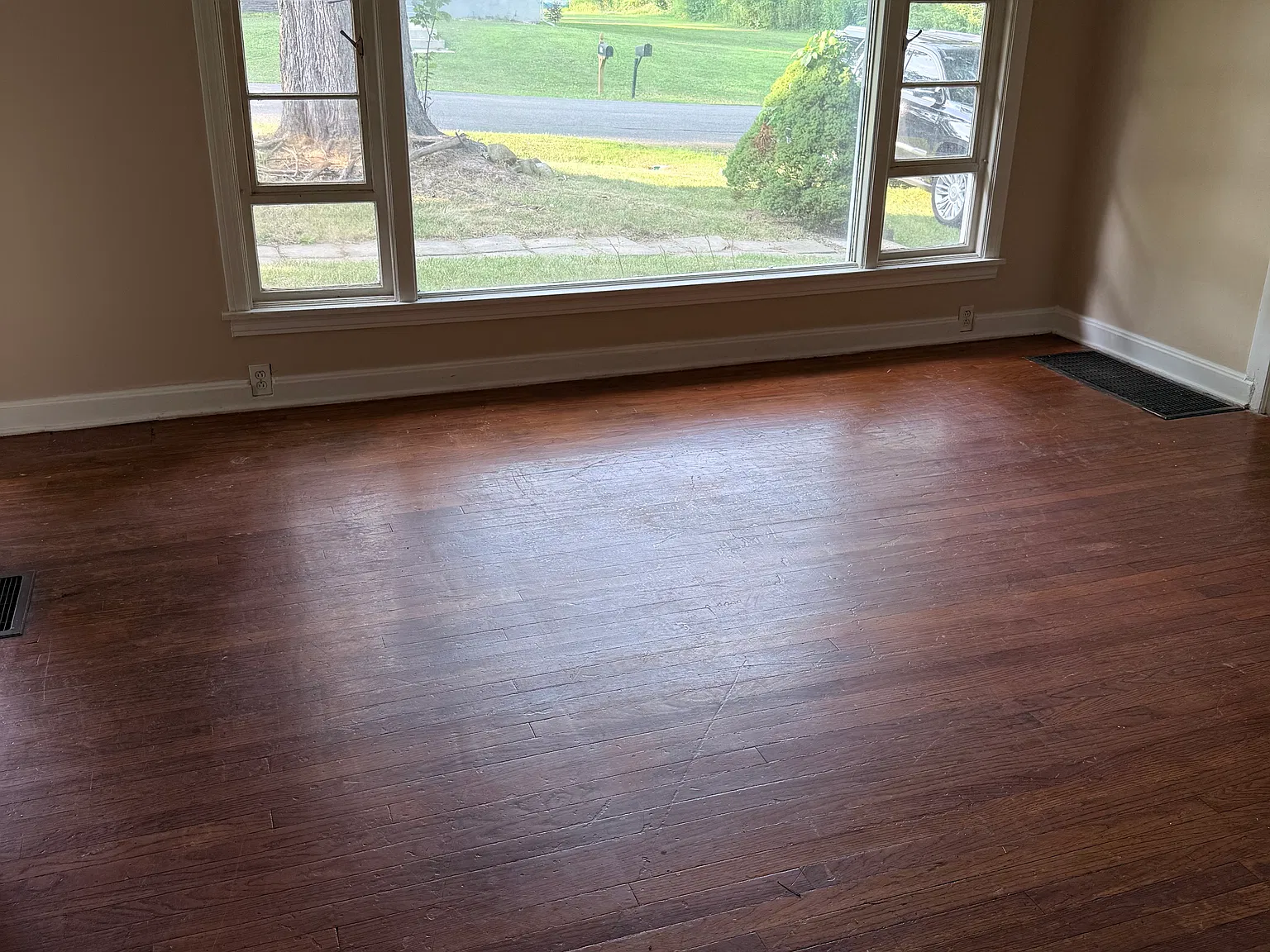 3 bed, 1200 sqft, $1,335 — Photo 4