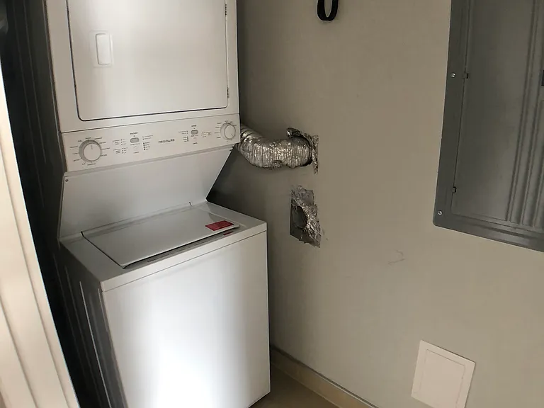 1639-n-phillip-st-unit-c-10