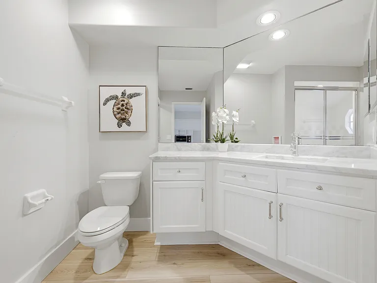 2 Monterey Pointe Dr — Photo 29