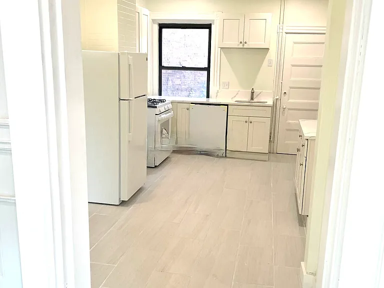 1855 Beacon St #2 — Photo 8