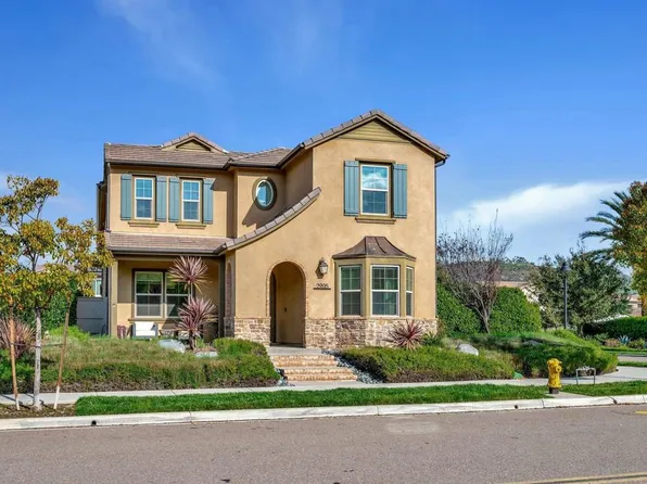 2905 Starry Night Dr, Escondido, CA 92029