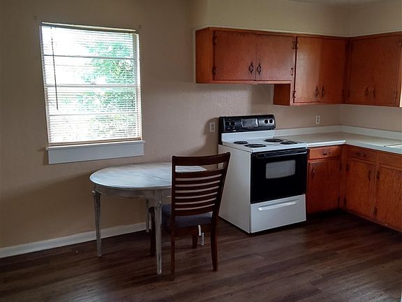 5th image of 2703 NW 46th St