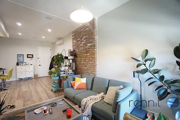 Rented by Rennit Inc. | media 16