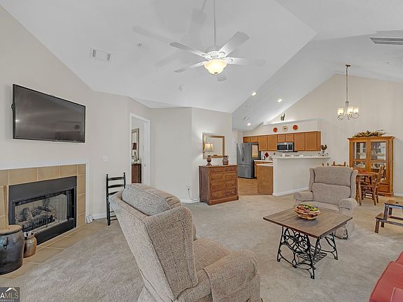 2nd image of 1701 Silver Summit Dr SE